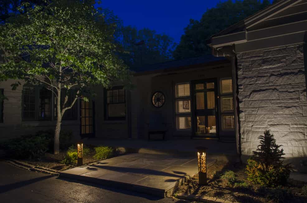 lookout mountain entry sculpture lighting